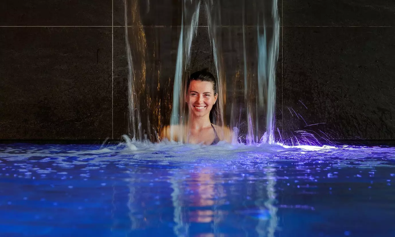 Bergamo: camera matrimoniale con colazione, cena e Spa privata