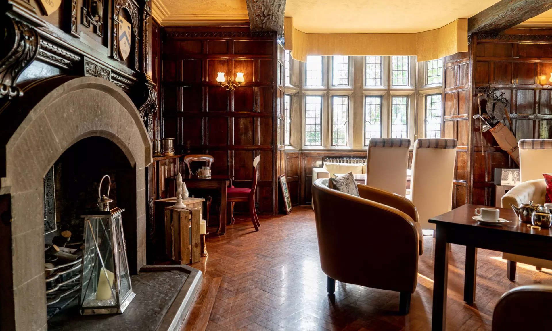 West Yorkshire Escape: Luxurious Stay for 2 with Breakfast & Dinner