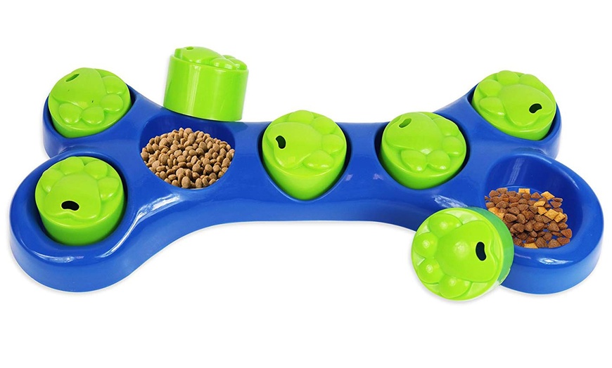 Image 2: Bone-Shaped Dogs' Treat Puzzle