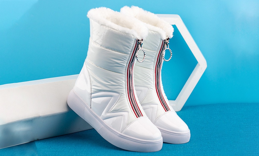 Image 4: Women's Zip Front Snow Boots