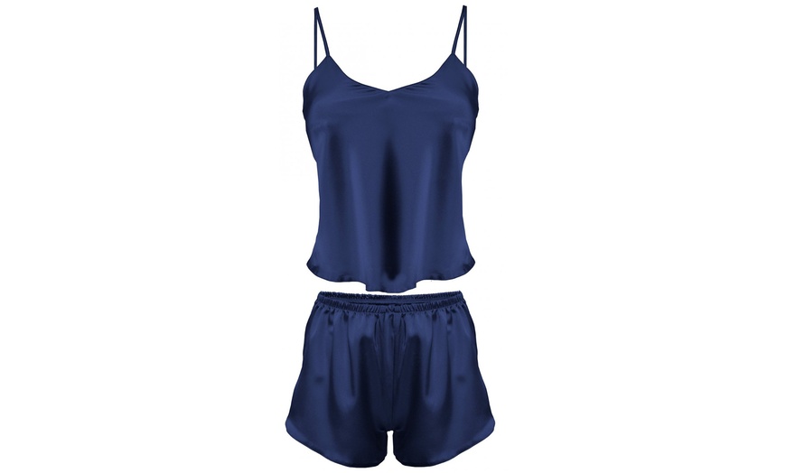 Image 11: Pyjama short en satin Karen