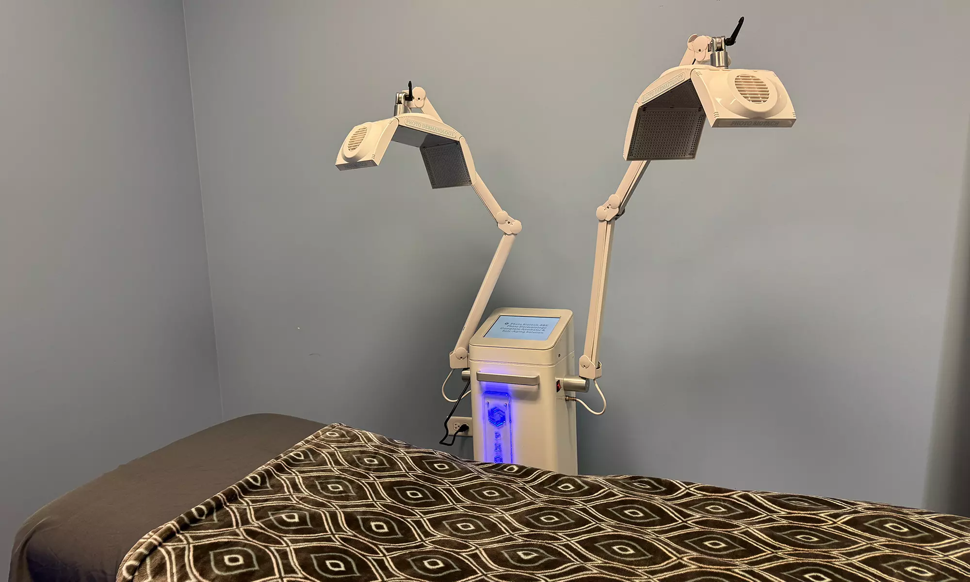 Experience Carbon Laser Facials for Radiant and Smooth Skin