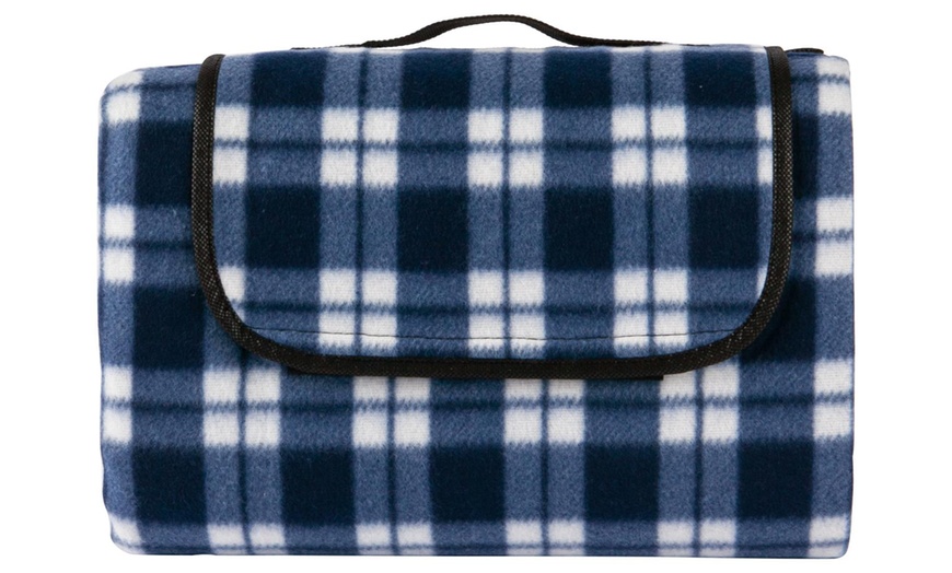 Image 5: Outdoor Picnic Blanket