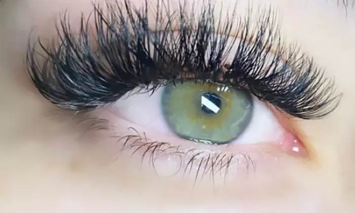 Get Fuller, Longer Lashes with Our Range of Eyelash Extensions