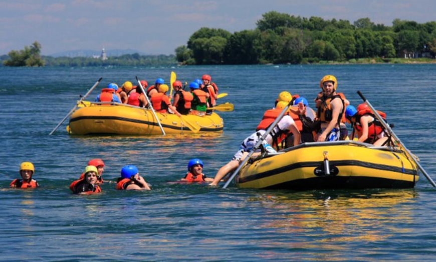 Image 4: Rafting in Lachine Rapids