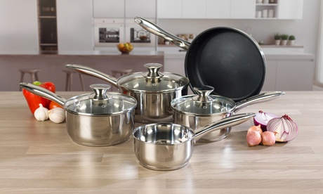 Set de casseroles de 5 pièces de la marque Russell Hobbs, livraison offerte