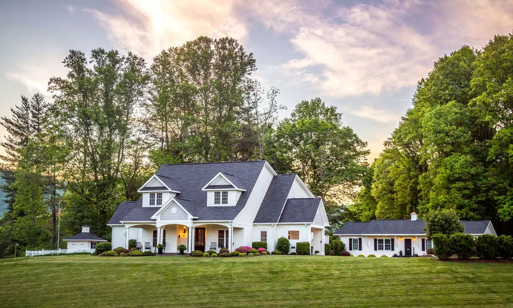 2-Night Stay for Two at Bed & Breakfast on Tiffany Hill in Mills River, NC. Combine Up to 4 Nights. - Primary Image