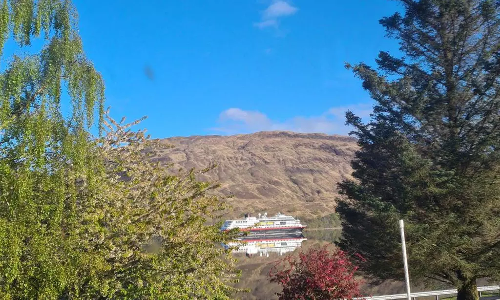 Fort William: Double or Twin room with Breakfast, £30 F&B voucher