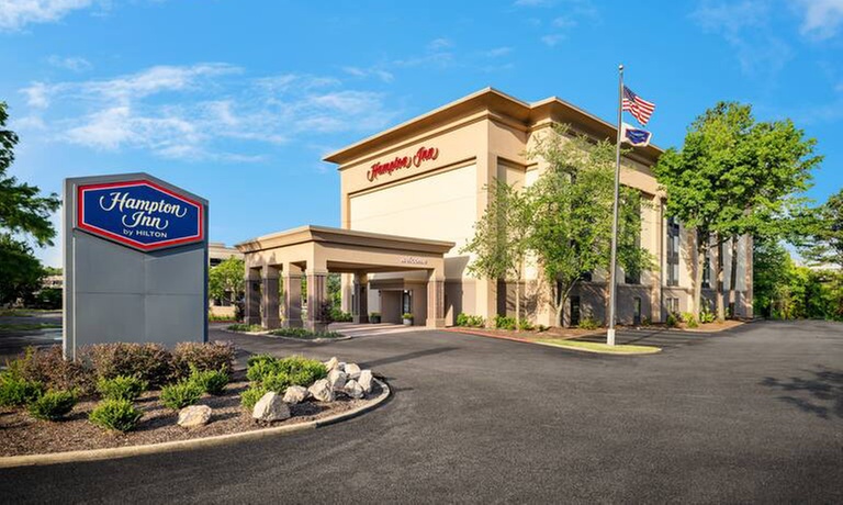 Hampton Inn Memphis-Free Breakfast, a quick walk to Shelby Farms Park