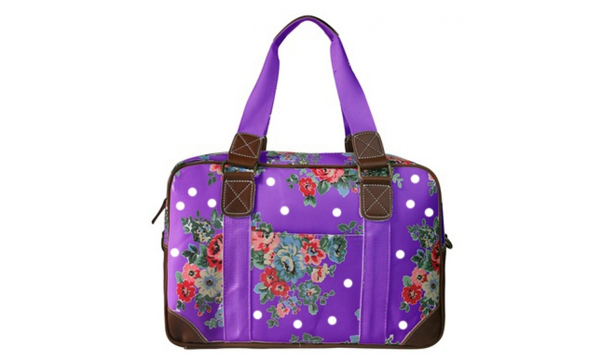 Image 9: Oilcloth Printed Travel Bag