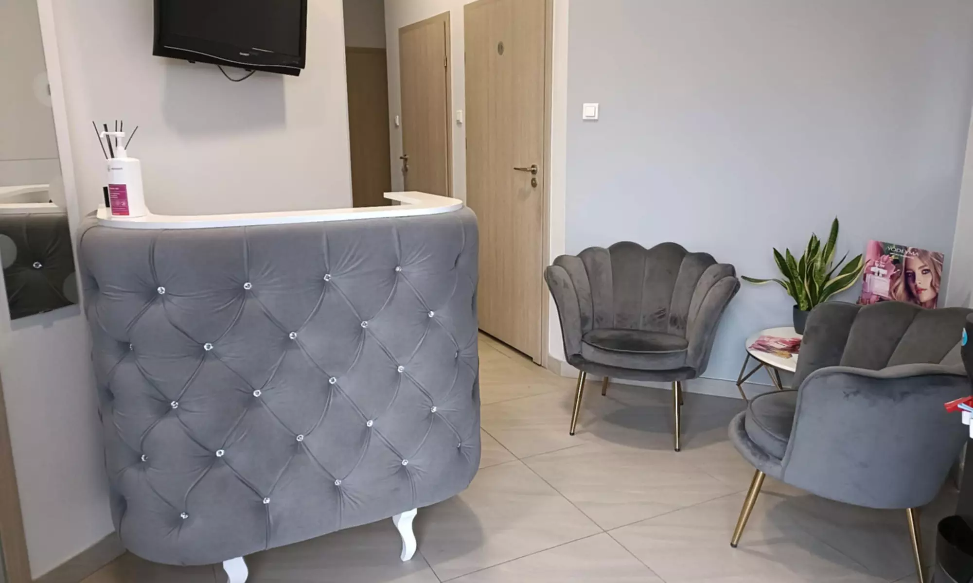 Modelowanie, ujędrnianie i detoks: Masaż kolumbijski – 1, 3 lub 5 godzinnych sesji w Luxury Clinic - Second Medium