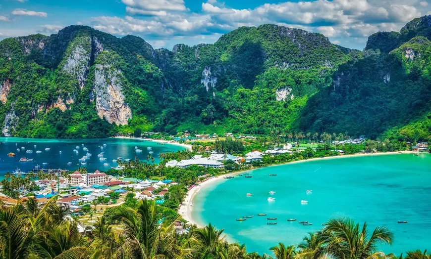 Image 3: ✈ 8-Day Bangkok and Phuket Vacation w/ Air from Great Value Vacations 