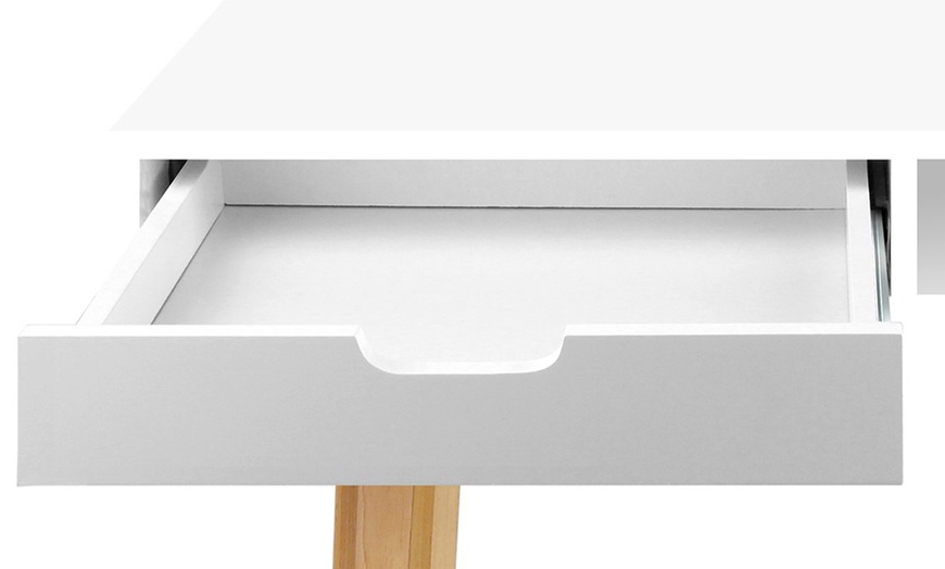 Image 21: Scandinavian-Style Desk