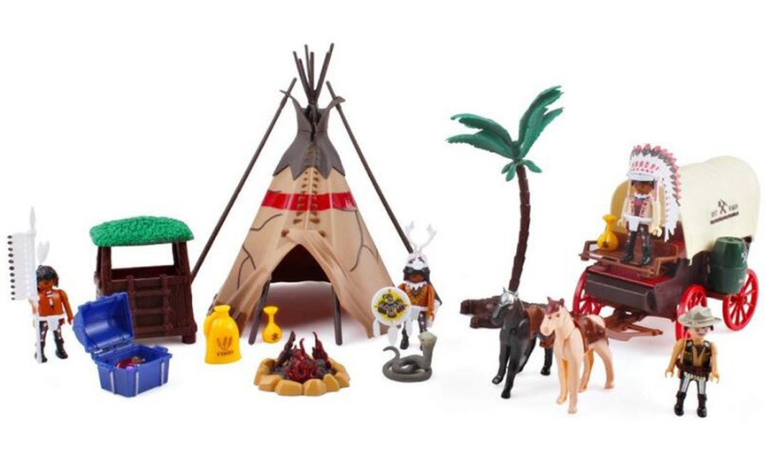 Image 5: Wild West Action Figures Play Set