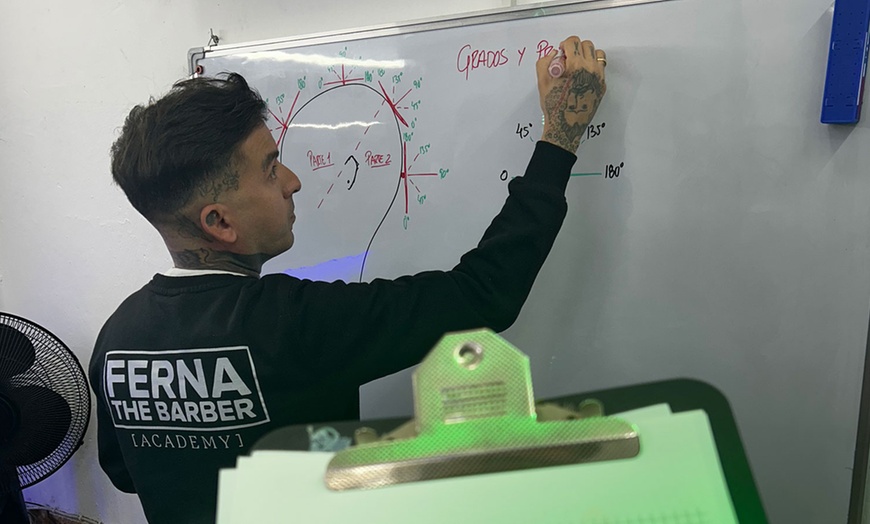 Image 3: Curso presencial de barbería de 4 meses de duración para 1 persona