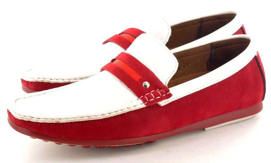 Image 15: Two-Tone Men's Loafers 