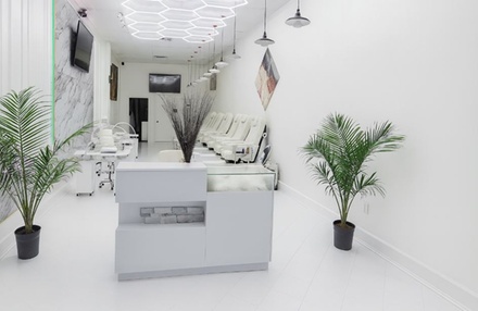 Couples Spa Pedicure +Foot Massage with Hot Stones ,Essential Oils & FEMA - Royalty Nails & Spa