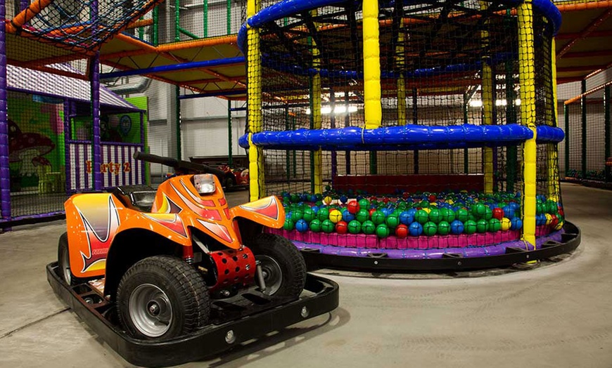 Image 4: Soft Play, Snack and Drink