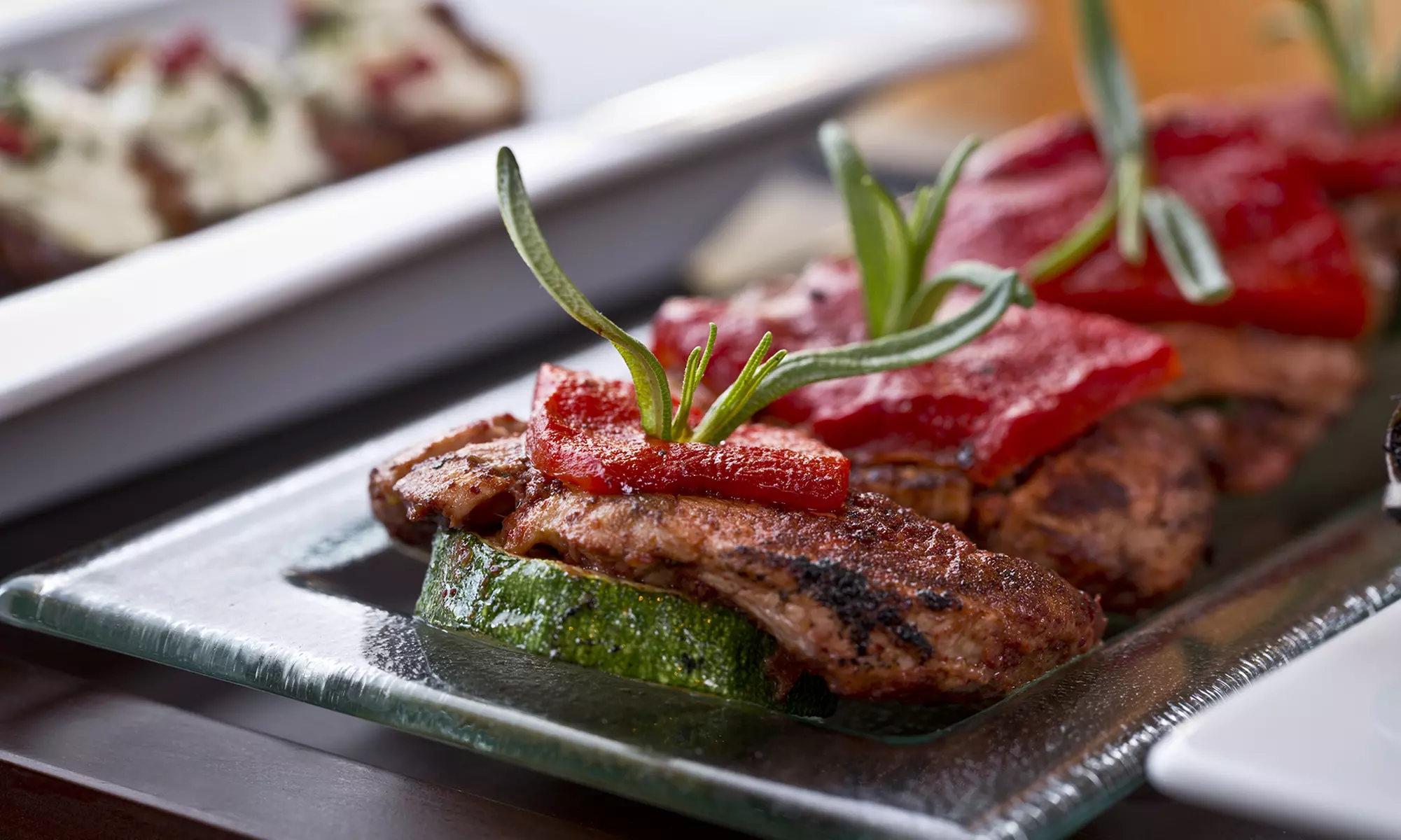 Zanurz się w historii i smaku polskich zakąsek. Catering na imprezę dla 6, 10 lub 15 osób (do -54%) - Primary Image