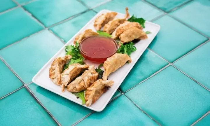 Menú fusión argentino-mediterráneo para 2 o 4 personas