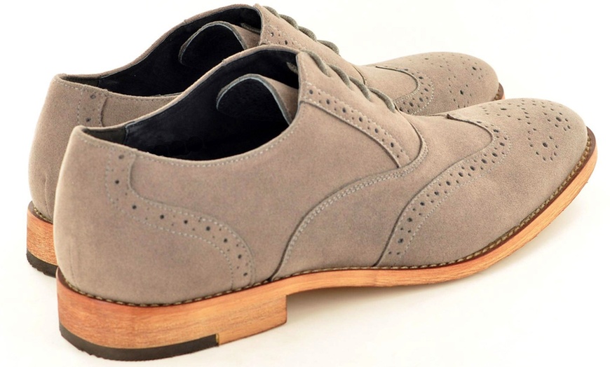 Image 9: Men's Faux Suede Brogue Shoes