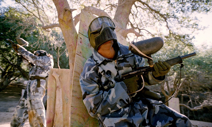 Image 1: All-Day Pass for 6 or 10 People: Air, Marker, Mask & Tank Included