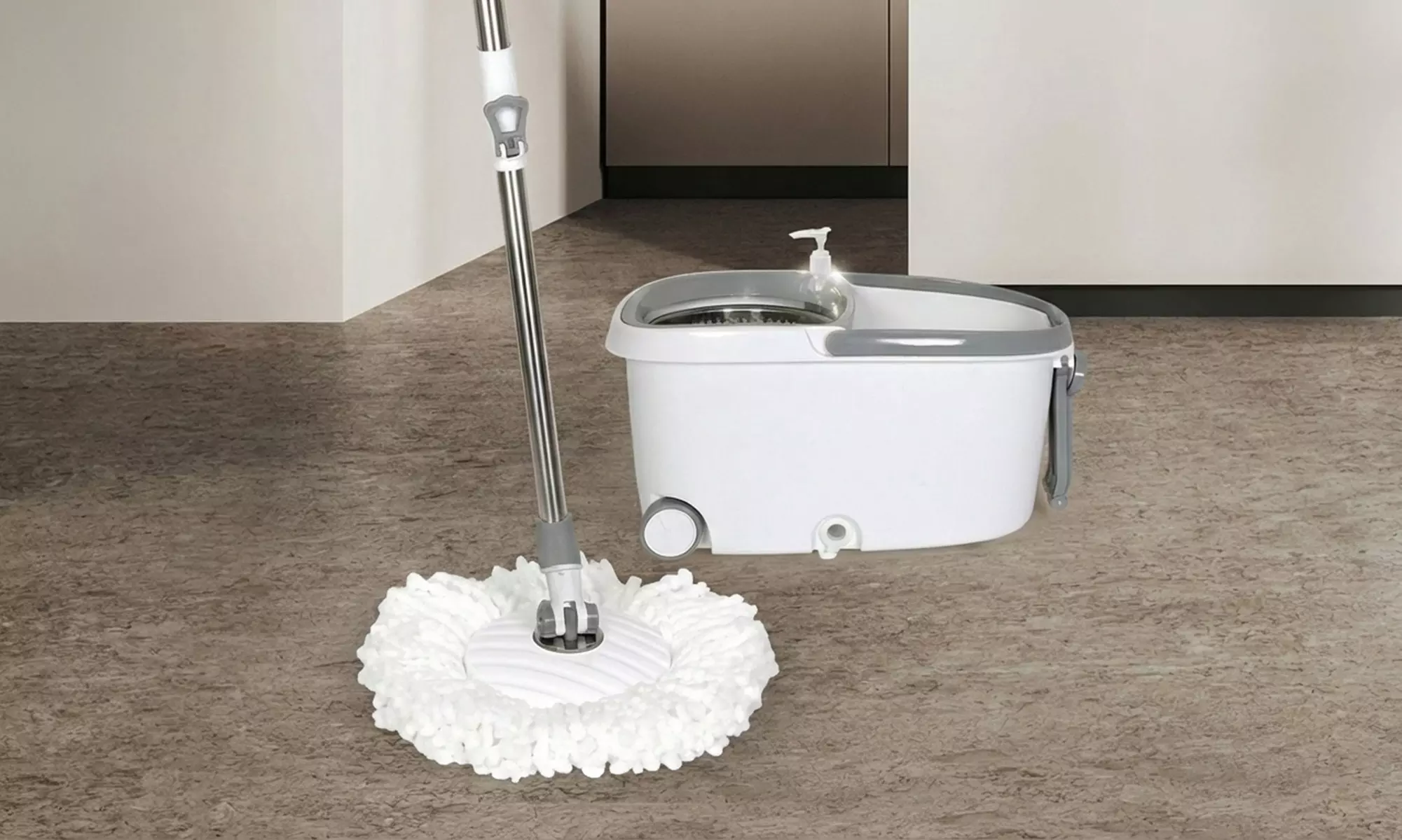 Cleanflo Spin Mop and Bucket Set
