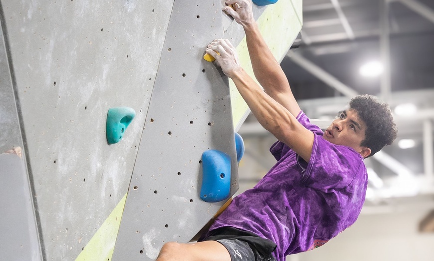 Image 6: Indoor Climbing Day Passes & 1-Month Membership for All Ages