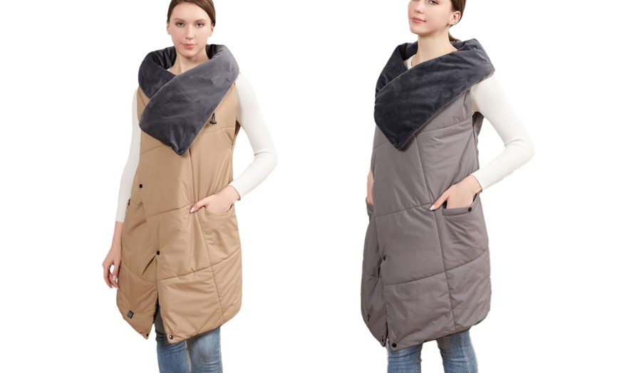 Image 1: 2-in-1 USB Fast Heating Gilet and Blanket