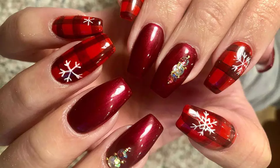 Up to 50% Off on Nail Spa/Salon - Shellac / No-Chip / Gel at Zen's Nails & Spa - Primary Image