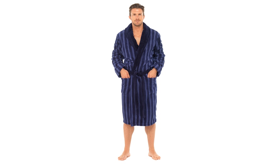 Image 17: Men's Fleece Dressing Gowns