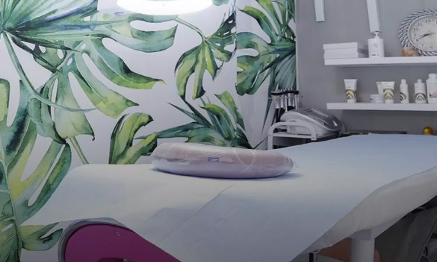 Sesión de manicura y pedicura