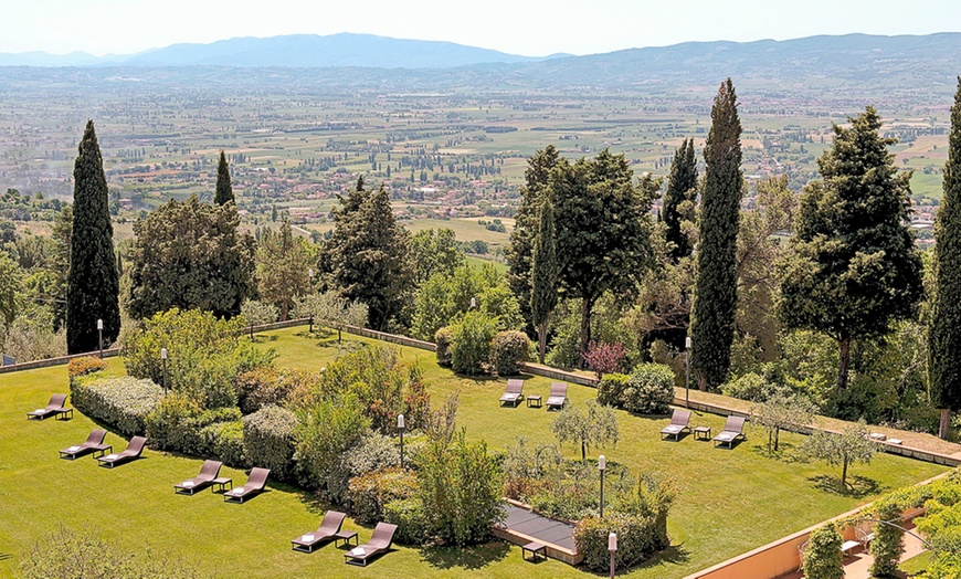 Image 6: Assisi: 1 o 2 notti con colazione/mezza pensione e Spa