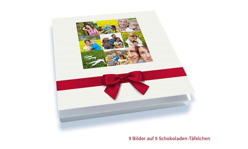 Image 2: Süße Freude: personalisierbare kleine oder große Schoko-Bilder-Box