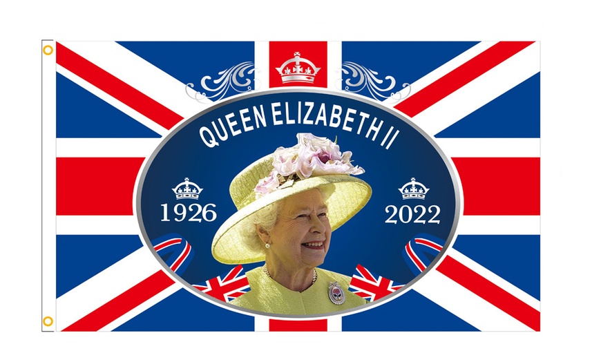 Image 3: Queen Elizabeth II Memorial Flag