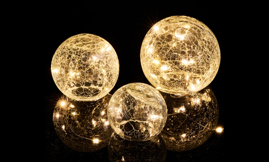 Image 1: Three-Piece LED Glass Crackle Orbs