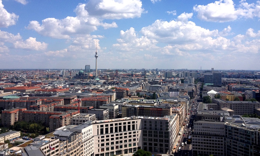 Image 3: VIP Auffahrt für 2 Erw./VIP-Auffahrt-Familienticket 360° Panoramakarte