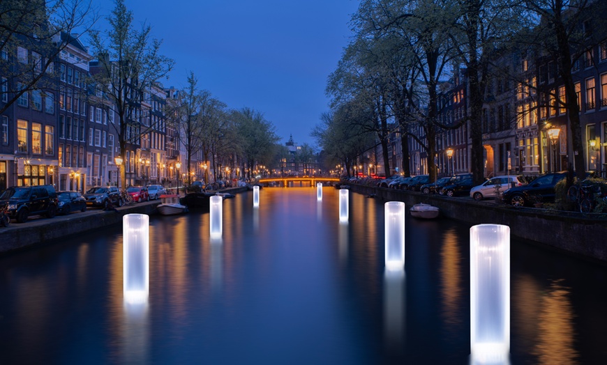 Image 8: Fonkelend Amsterdam: rondvaart tijdens het Amsterdam Light Festival