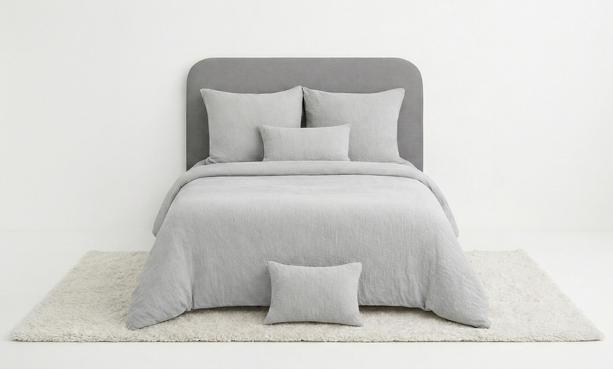 Image 3: 100% Cotton Gauze Reversible Bedding Set