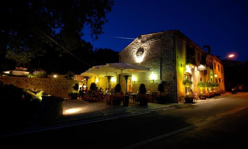 Image 7: Saturnia: fino a 3 notti con colazione e una cena Gourmet per 2