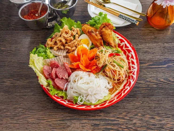 Appetizers, Entrées & Drinks for Two or Four—Na Rath Awaits You!