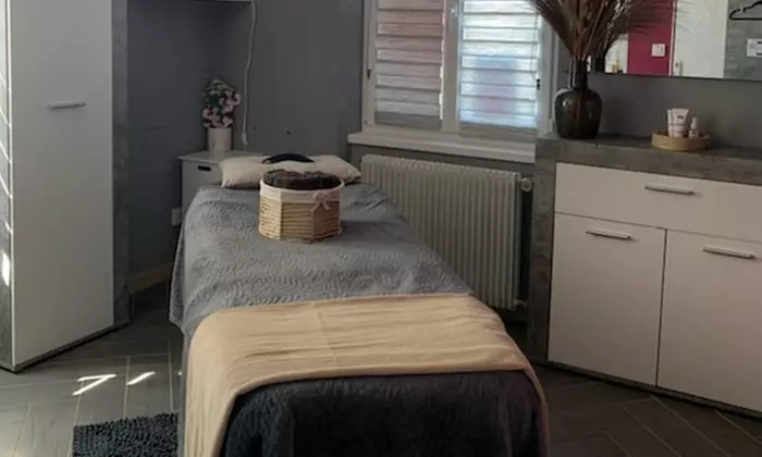 Jusqu'à 34% de remise sur Massage - Personnalisé chez Elle Beauté Harmony - Second Medium