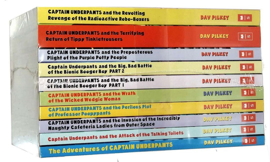 Image 4: Captain Underpants 10-Book Set