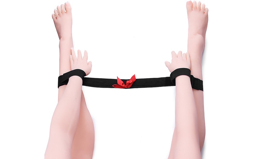 Image 5: Nylon-Covered Leg Spreader Bar with Cuffs