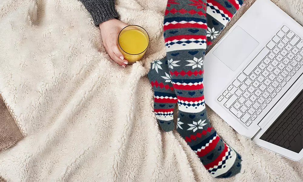 Jusqu'à 8 paires de chaussettes hautes esprit de Noël - Second Medium