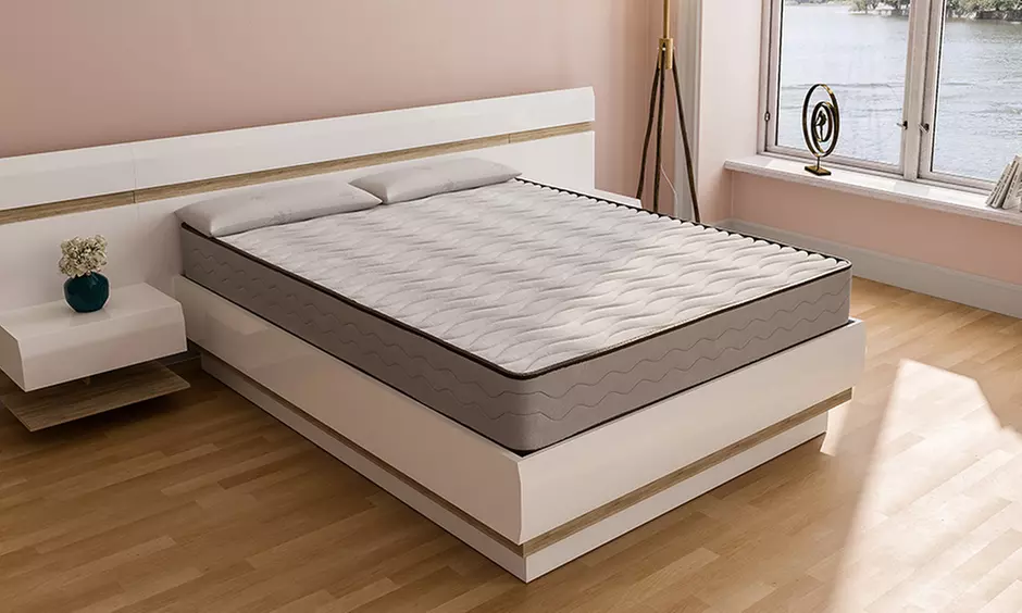 Visco-Matratze Komfort Plus mit 9  Liege-Zonen in der Größe nach Wahl - Primary Image