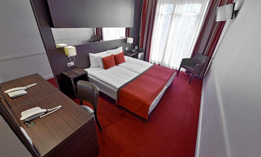 Image 8: ✈ Budapest 4*: Volo diretto più 2 o 3 notti in hotel