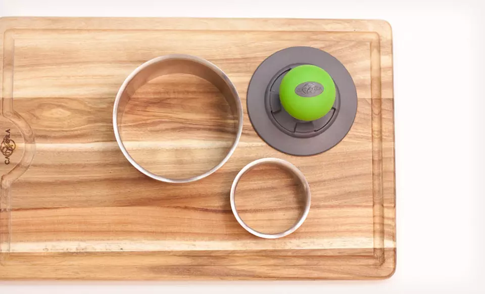 $9.99 for Cat Cora by Starfrit Stainless-Steel 2-in-1 Burger Press ($16.99 List Price). Free Returns. - Second Medium