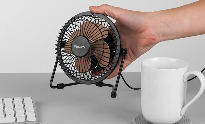 Image 2: Beldray USB Mini Fan or Desk Fan