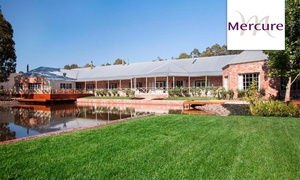 Ballarat, VIC: 4* Lodge Room with Wine